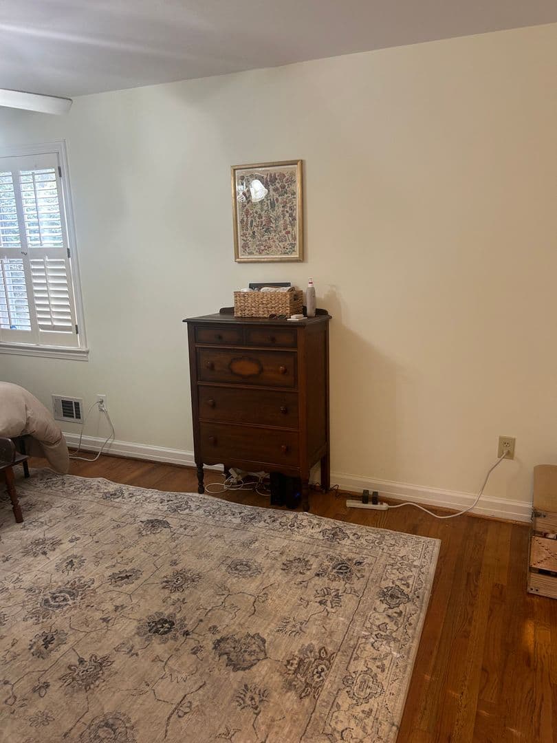 Greenville House: 19 E. Circle Ave