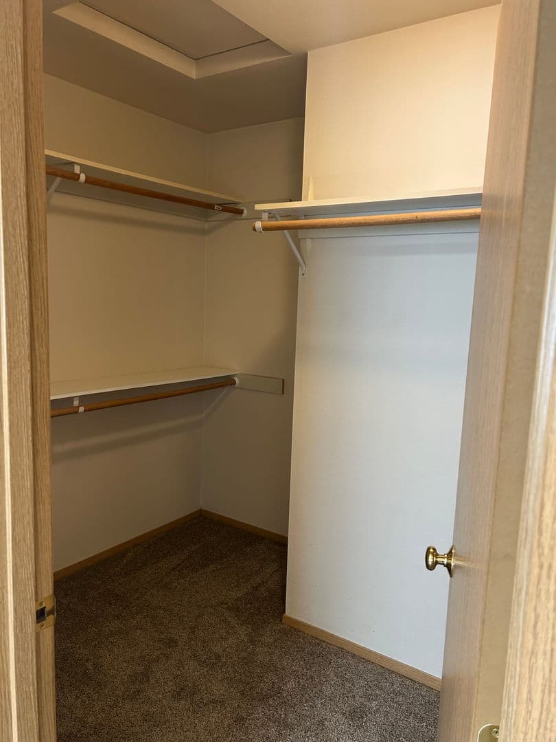 East Wenatchee Apartment: 597 Eastmont Ave