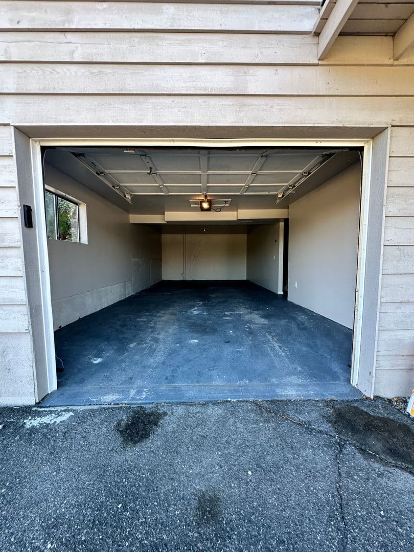 Wenatchee House: 1826 Rocklund Dr. #A