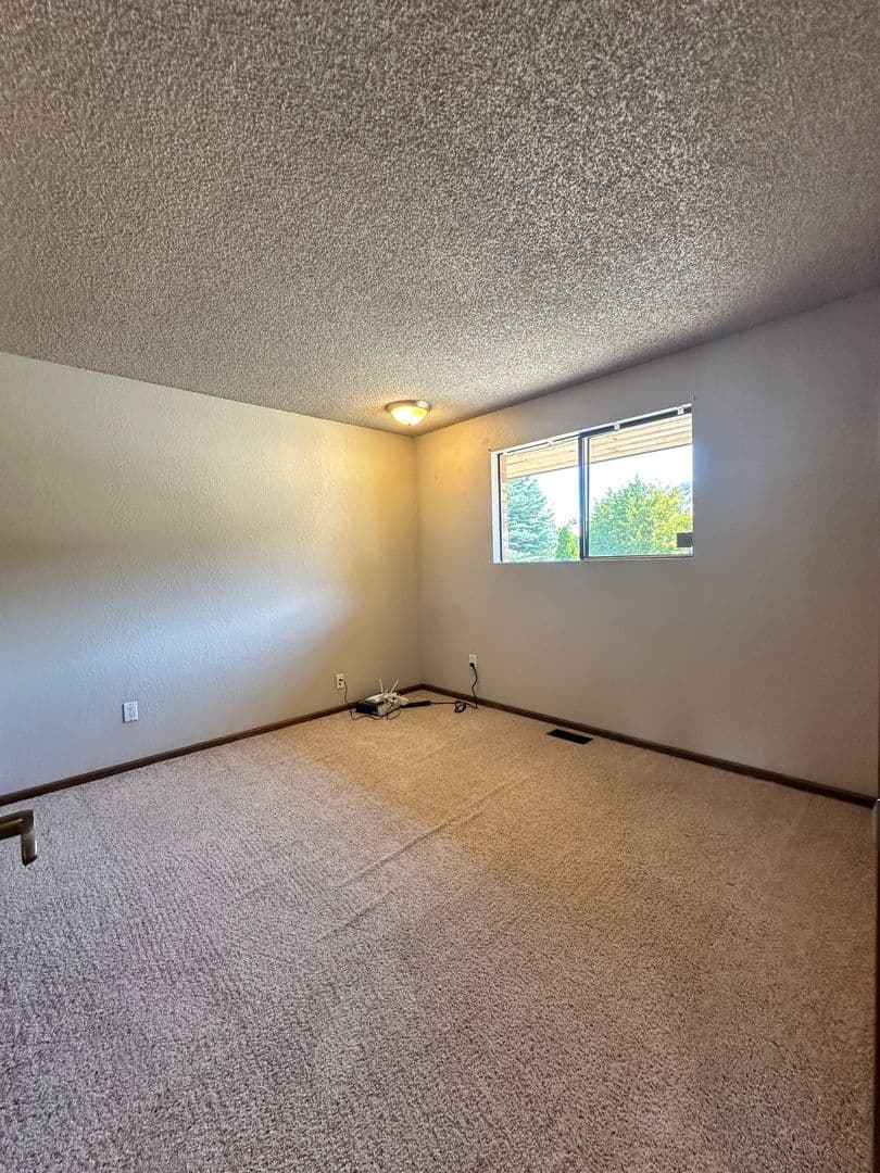 Wenatchee House: 1826 Rocklund Dr. #A