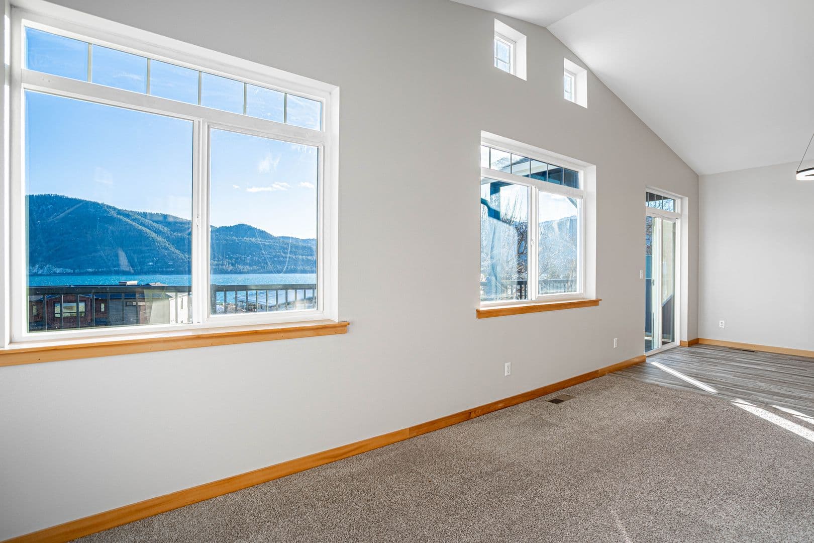 Manson Apartment: 744 Wapato Way