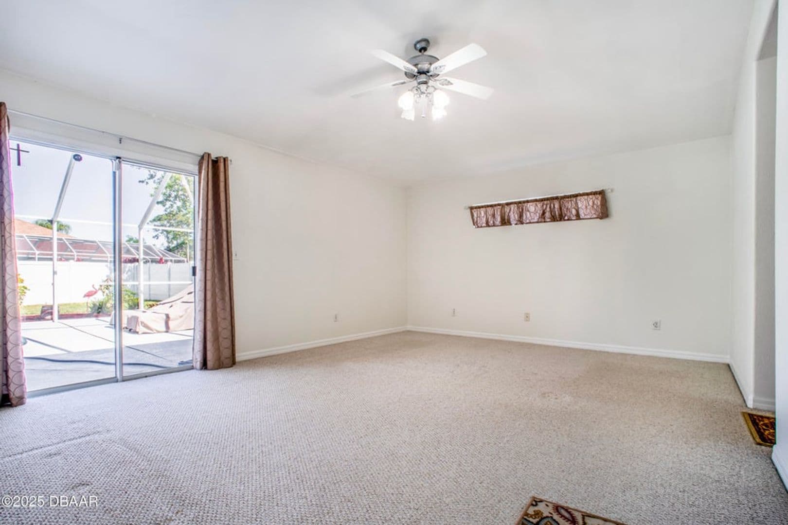 Port Orange House: 6115 Sabal Point Circle