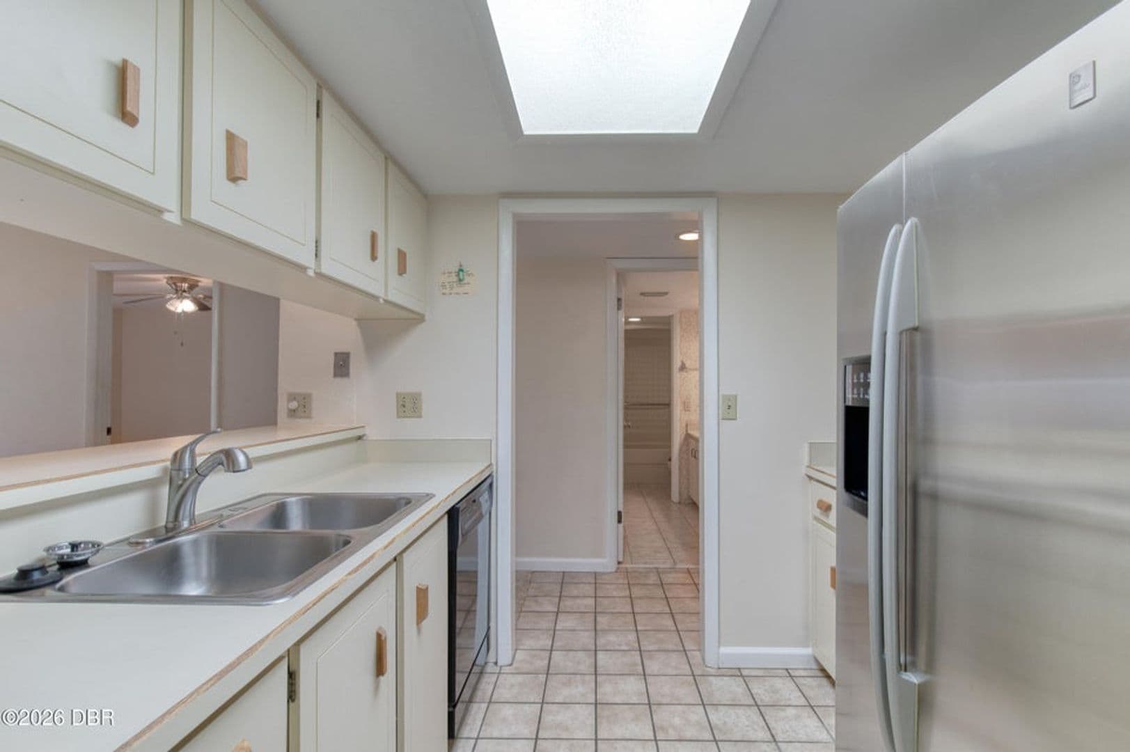 Daytona Beach House: 102 Bob White Court 4