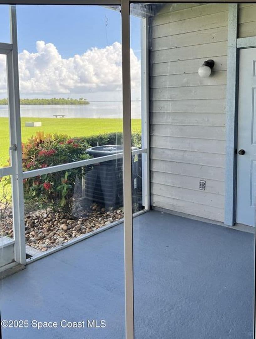 Cocoa House: 7350 N Highway 1 Unit 103