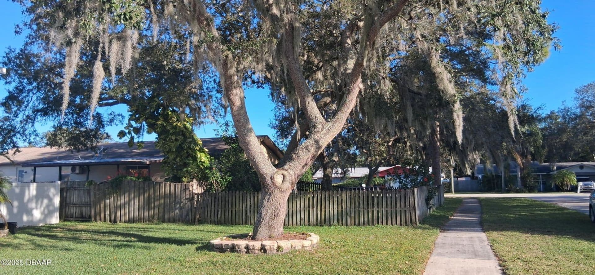 Port Orange House: 653 Sweetwood Drive