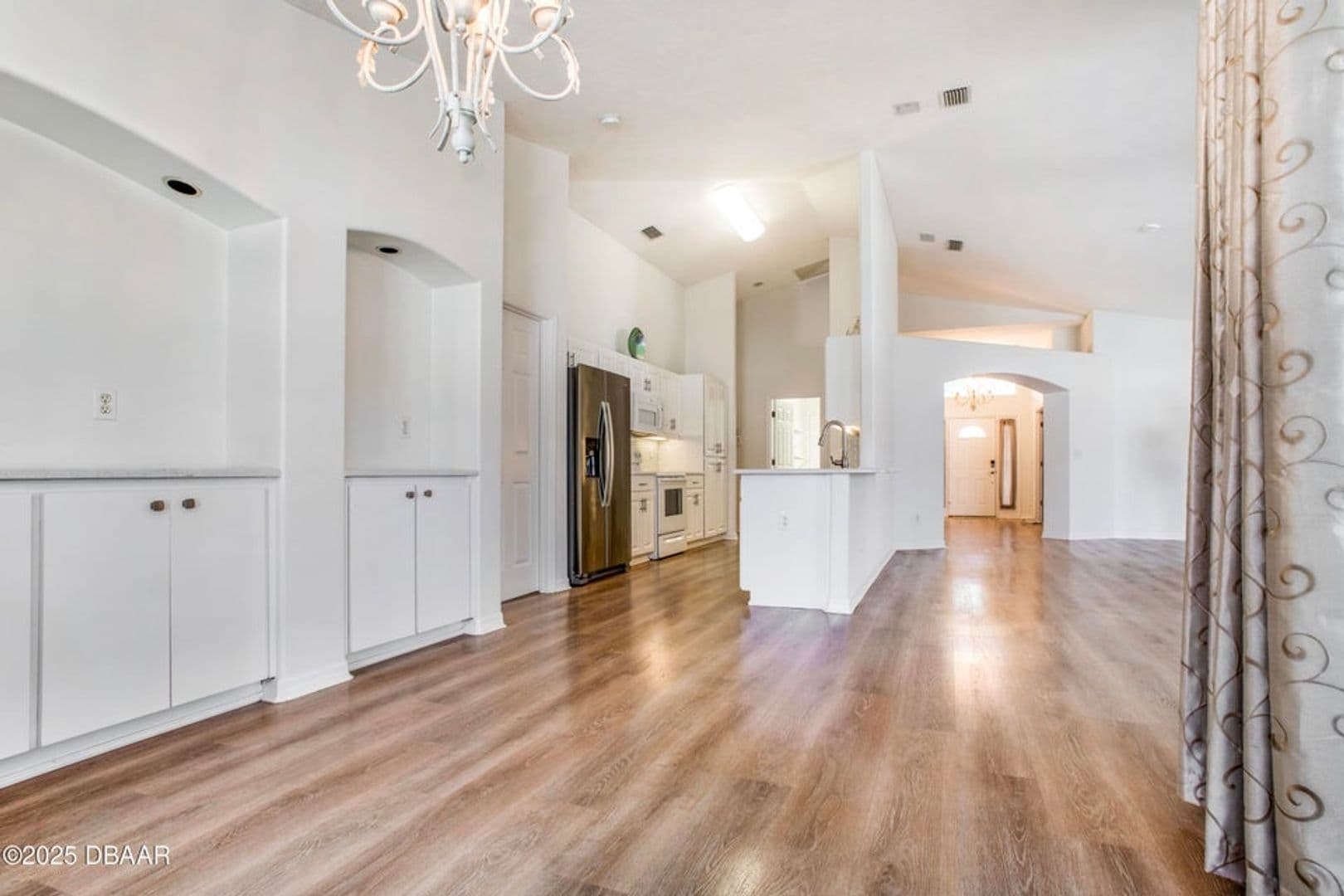 Port Orange House: 6115 Sabal Point Circle
