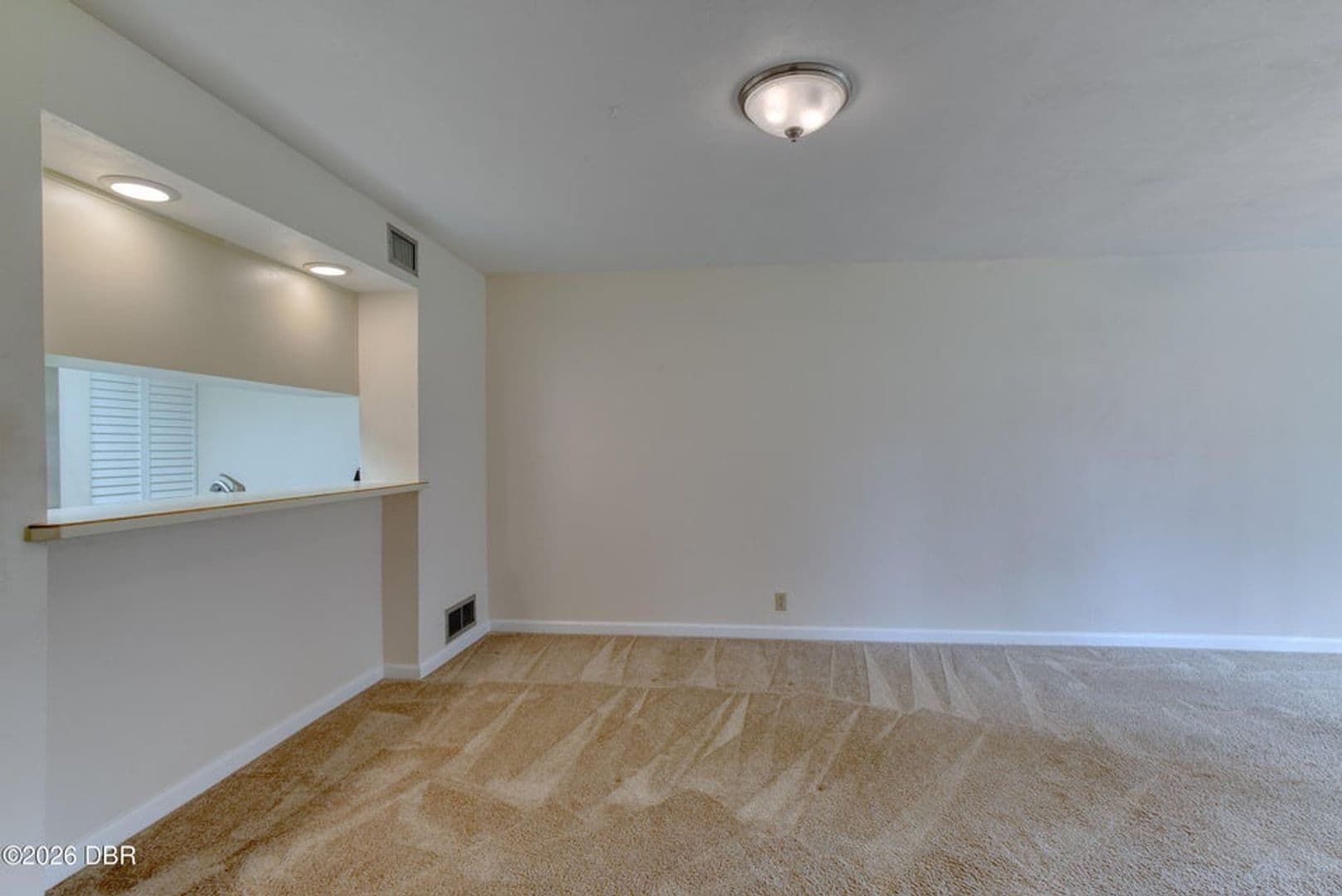 Daytona Beach House: 102 Bob White Court 4