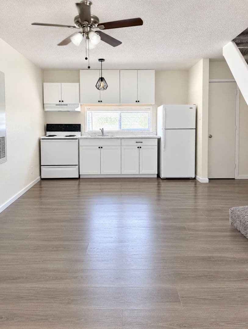 COLLEGE STATION Apartment: 1505 PARK PLACE