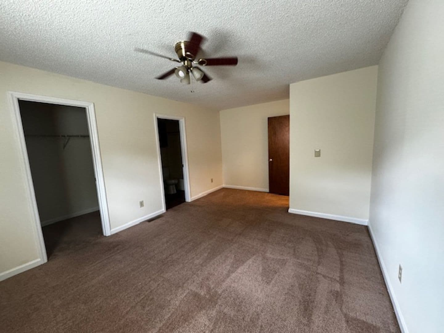 Cleveland House: 541 20th St N.W.