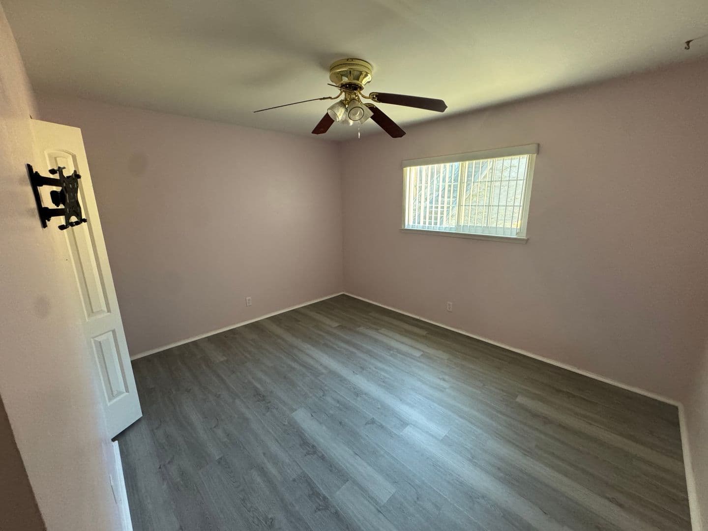 barstow House: 2032 Notre Dame ct
