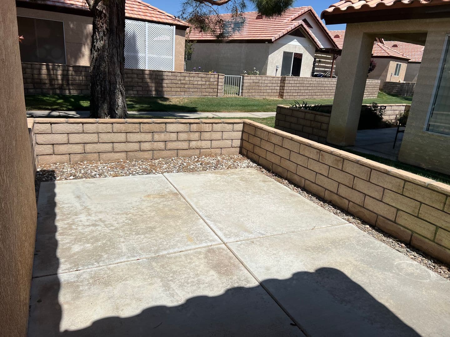 Apple Valley House: 11531 Oak Street