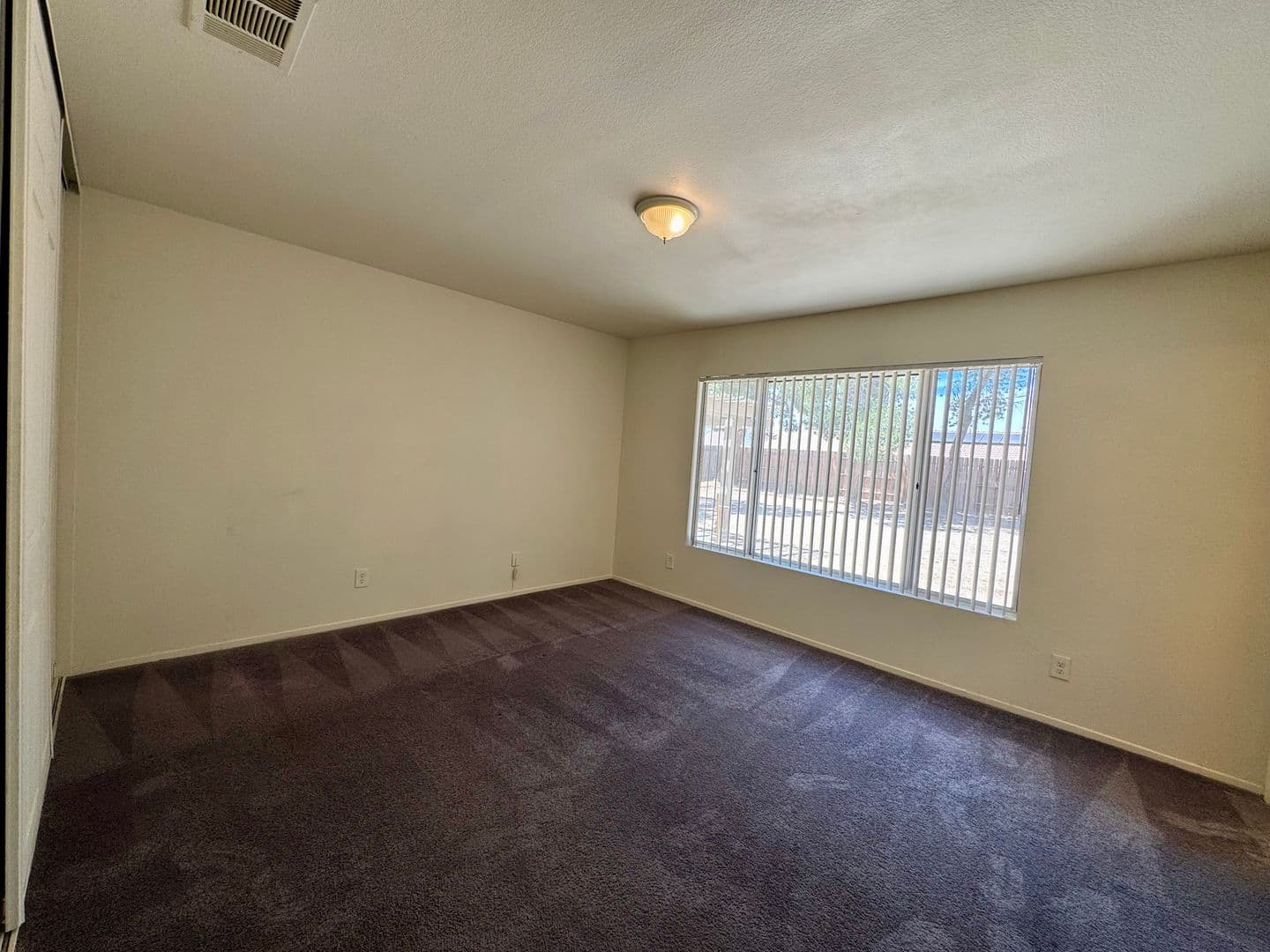 Adelanto House: 10624 Palmyra Street