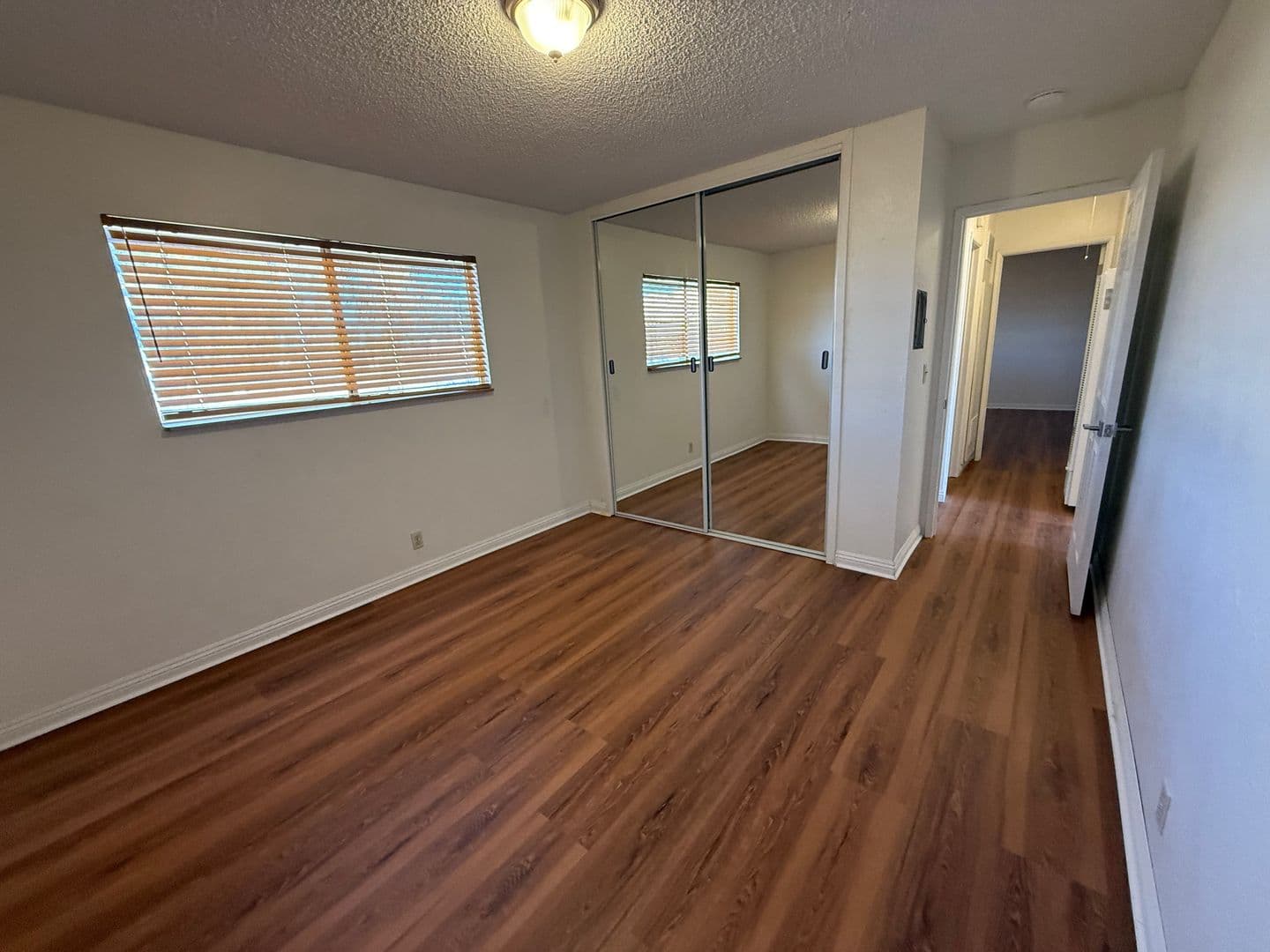 Apple Valley Apartment: 20788 Thunderbird Road