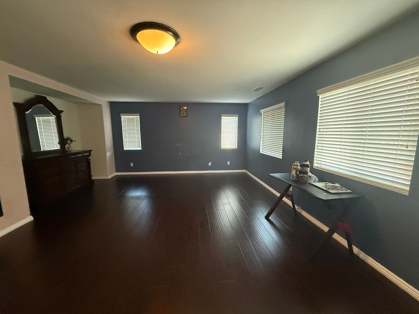 Hesperia House: 12951 Susanville St