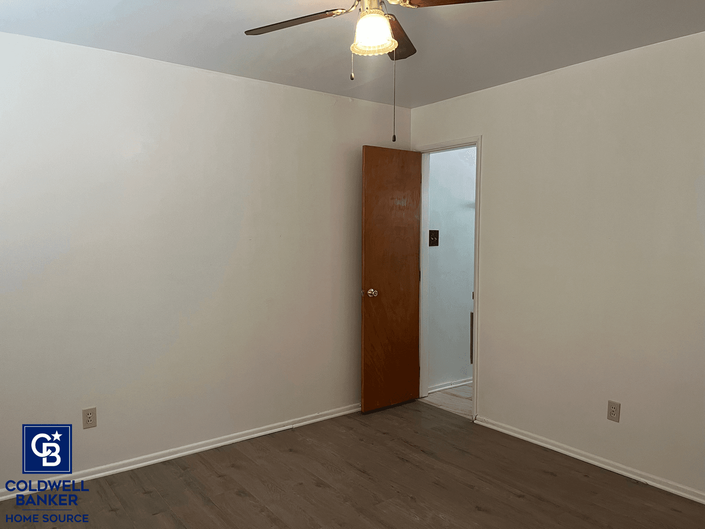 Apple Valley Apartment: 15775 Pohez Rd.
