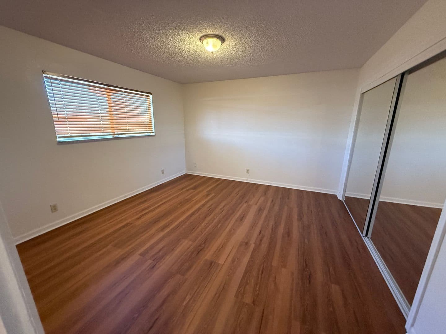 Apple Valley Apartment: 20788 Thunderbird Road