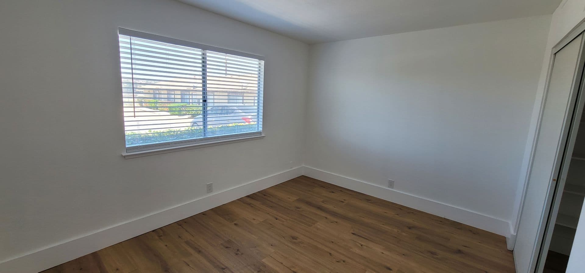 Apple Valley Apartment: 15757 Olalee Road