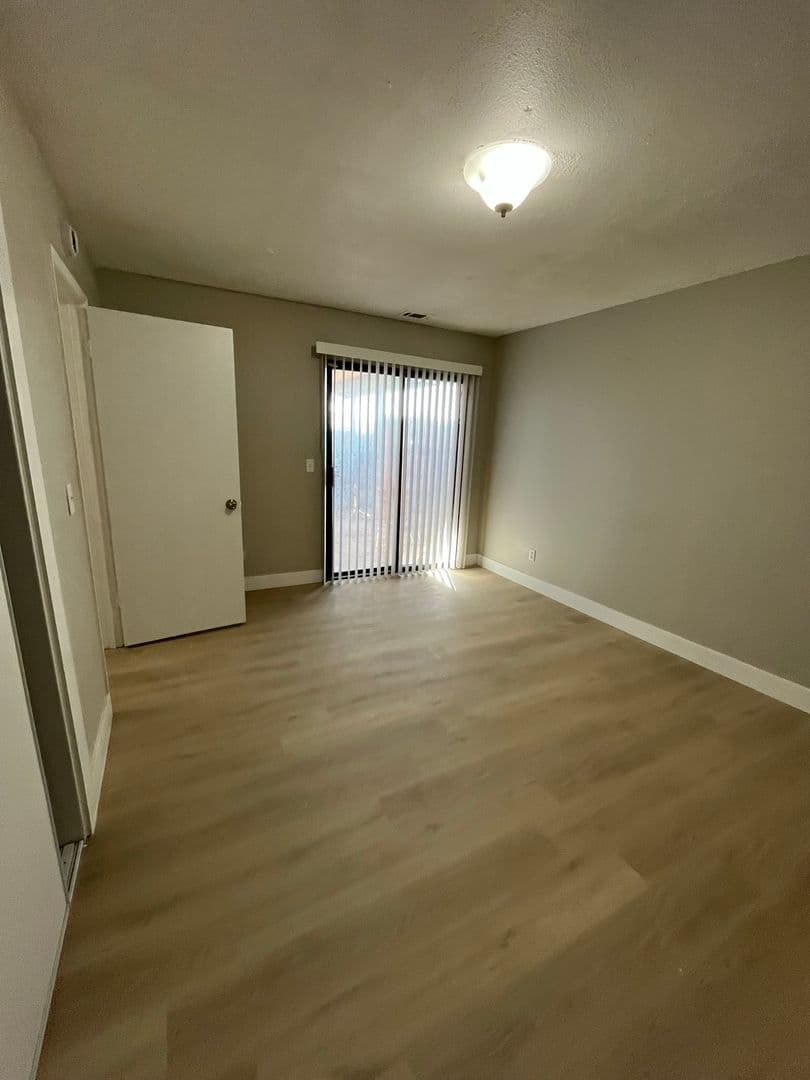 Apple Valley House: 20460 RImrock Road #1