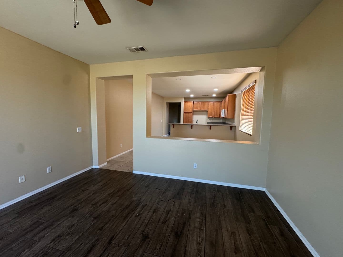 Victorville House: 16636 Desert Lily Street