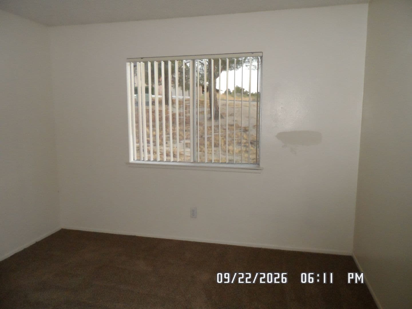Apple Valley Apartment: 18344 Taloga Road