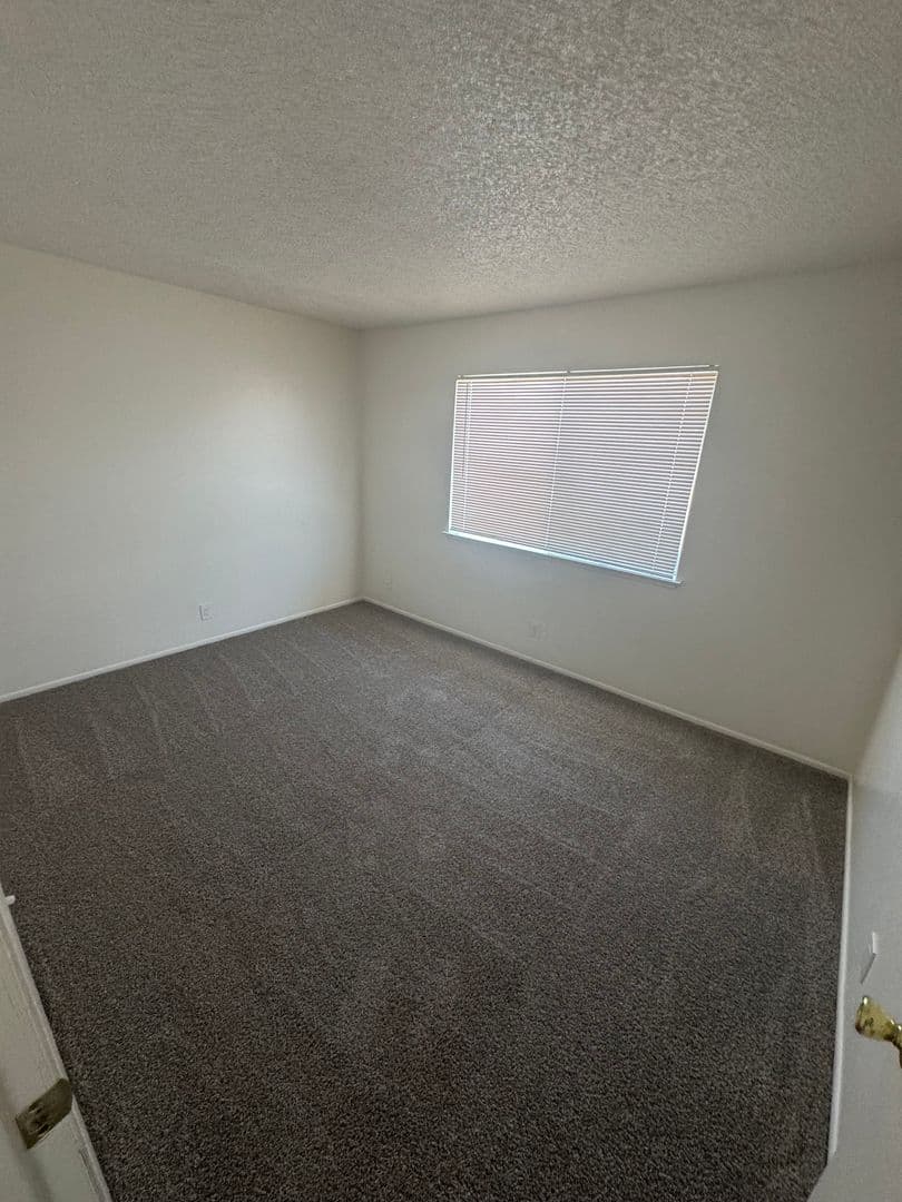 Apple Valley Apartment: 15757 Olalee Road