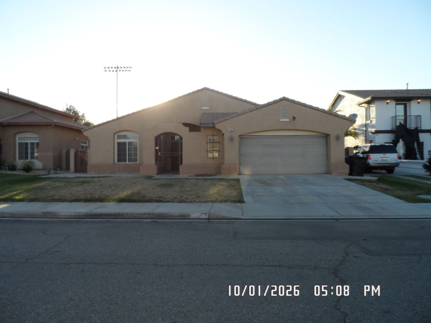 Victorville House: 13160 Banning Street