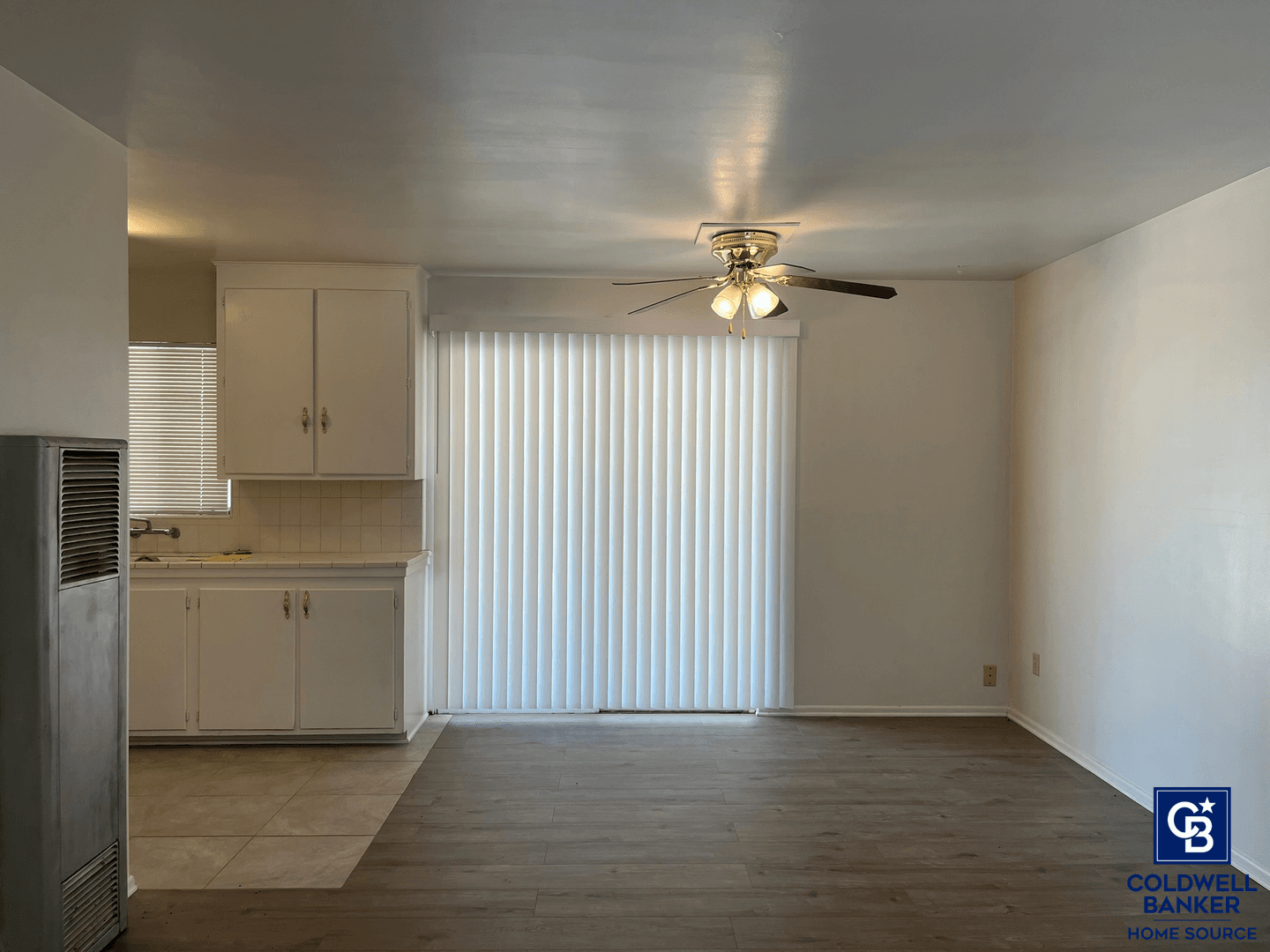 Apple Valley Apartment: 15775 Pohez Rd.