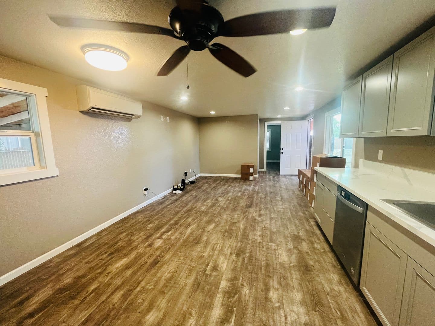Yermo House: 37416 Indian Ave