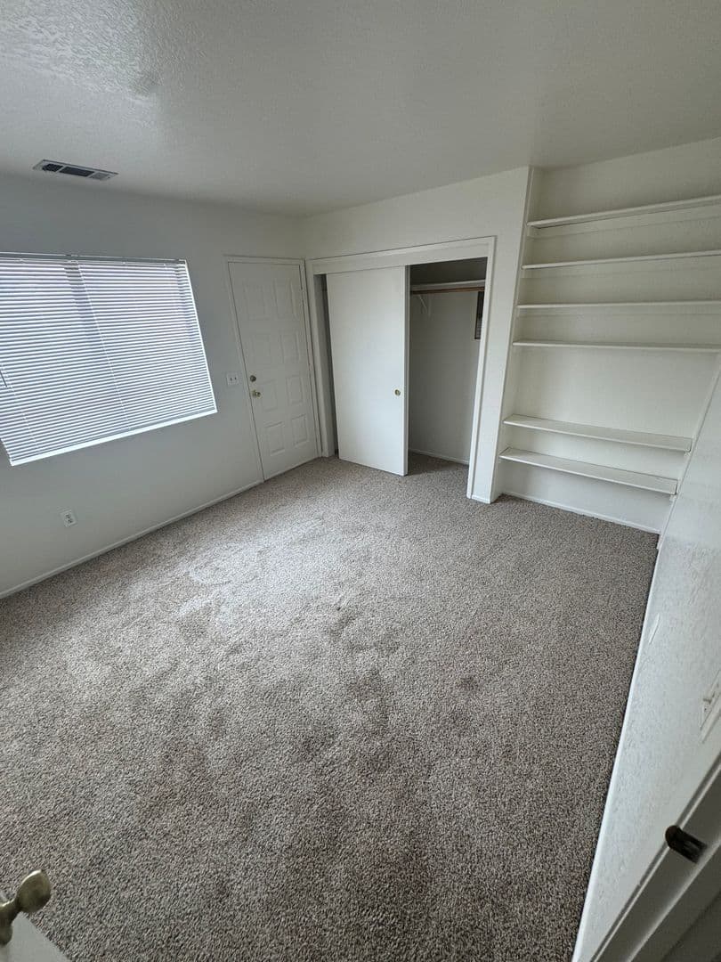 Apple Valley House: 16382 Kamana Court