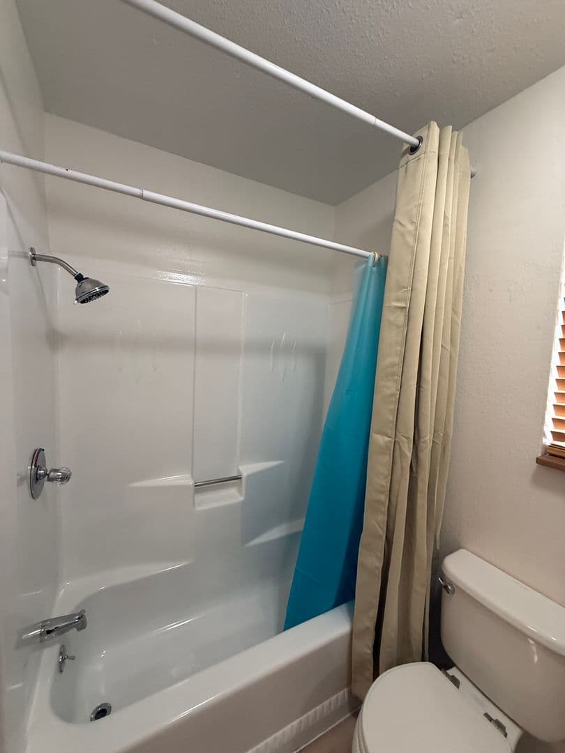 Apple Valley Apartment: 20788 Thunderbird Road