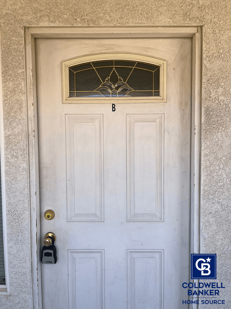 Apple Valley Apartment: 16181 Tuscola Rd