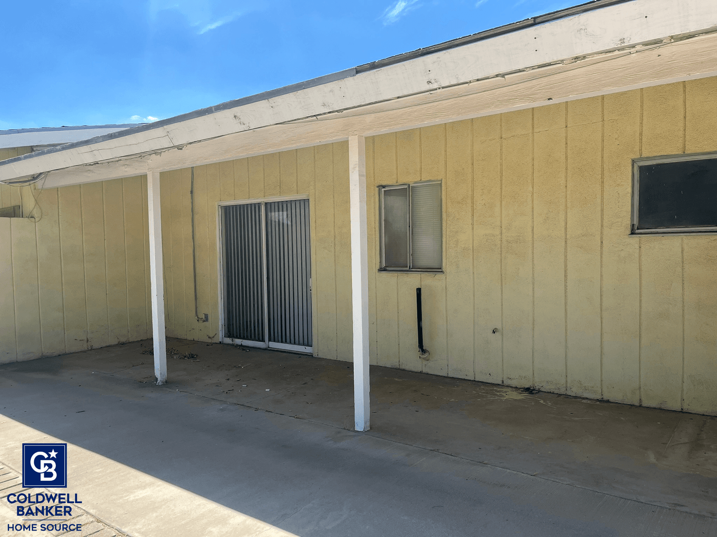 Apple Valley Apartment: 15775 Pohez Rd.