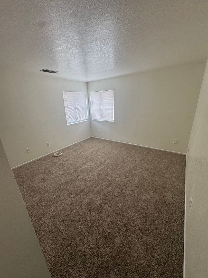 Apple Valley House: 16382 Kamana Court