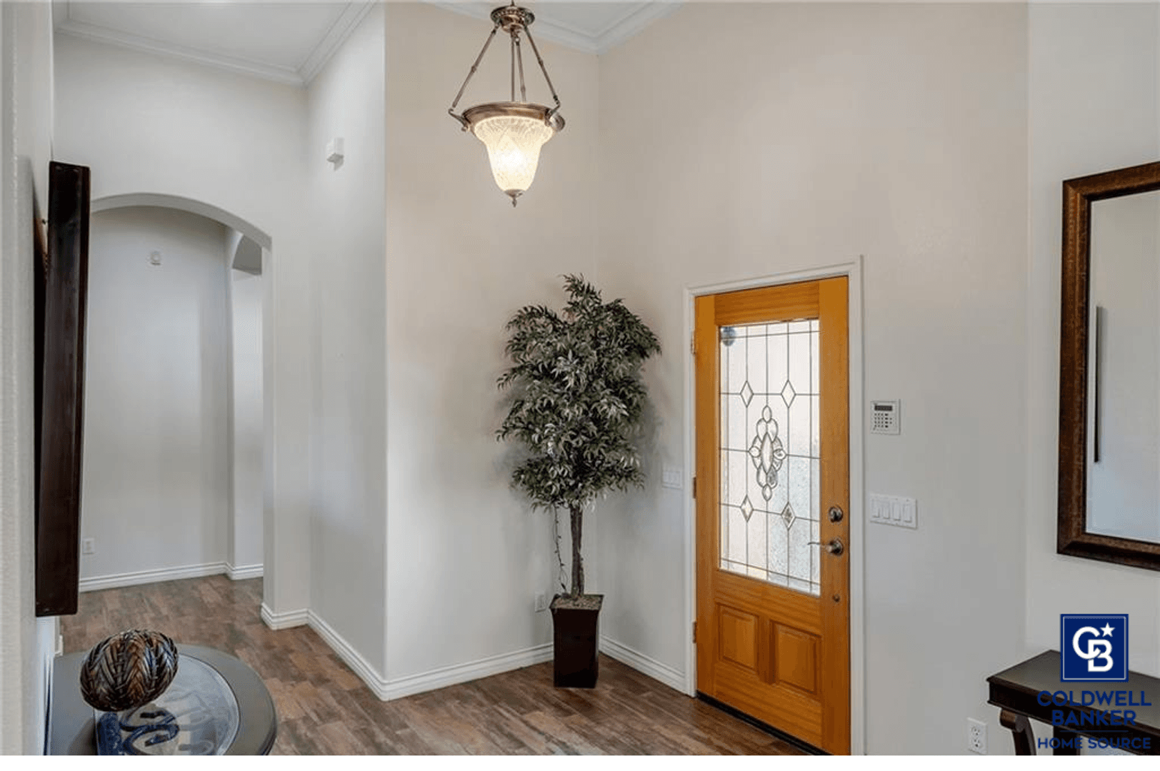 Apple Valley House: 19274 Kanbridge St.