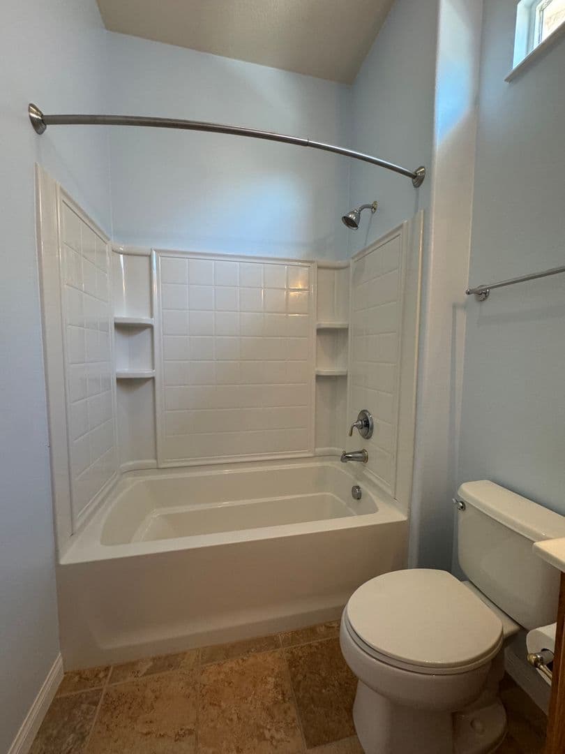 Apple Valley House: 10616 Lanigan Rd