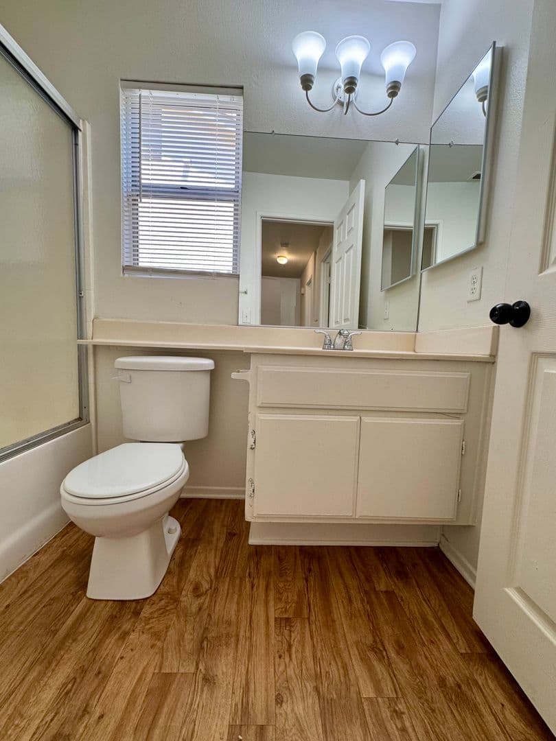 Adelanto House: 10624 Palmyra Street
