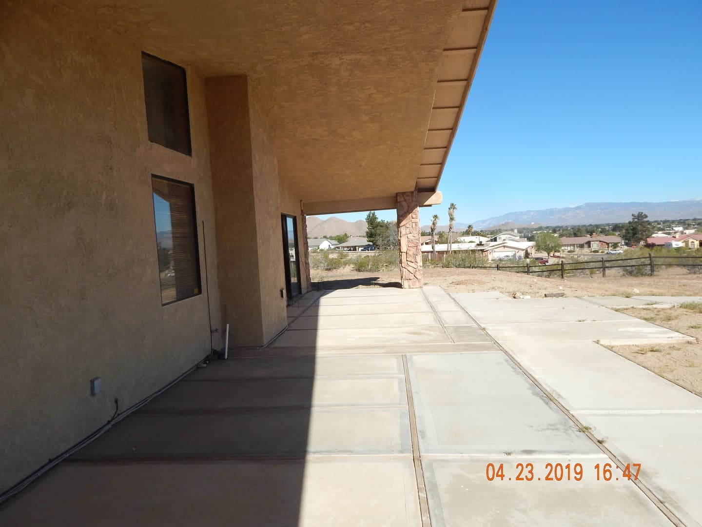 Apple Valley House: 16382 Kamana Court