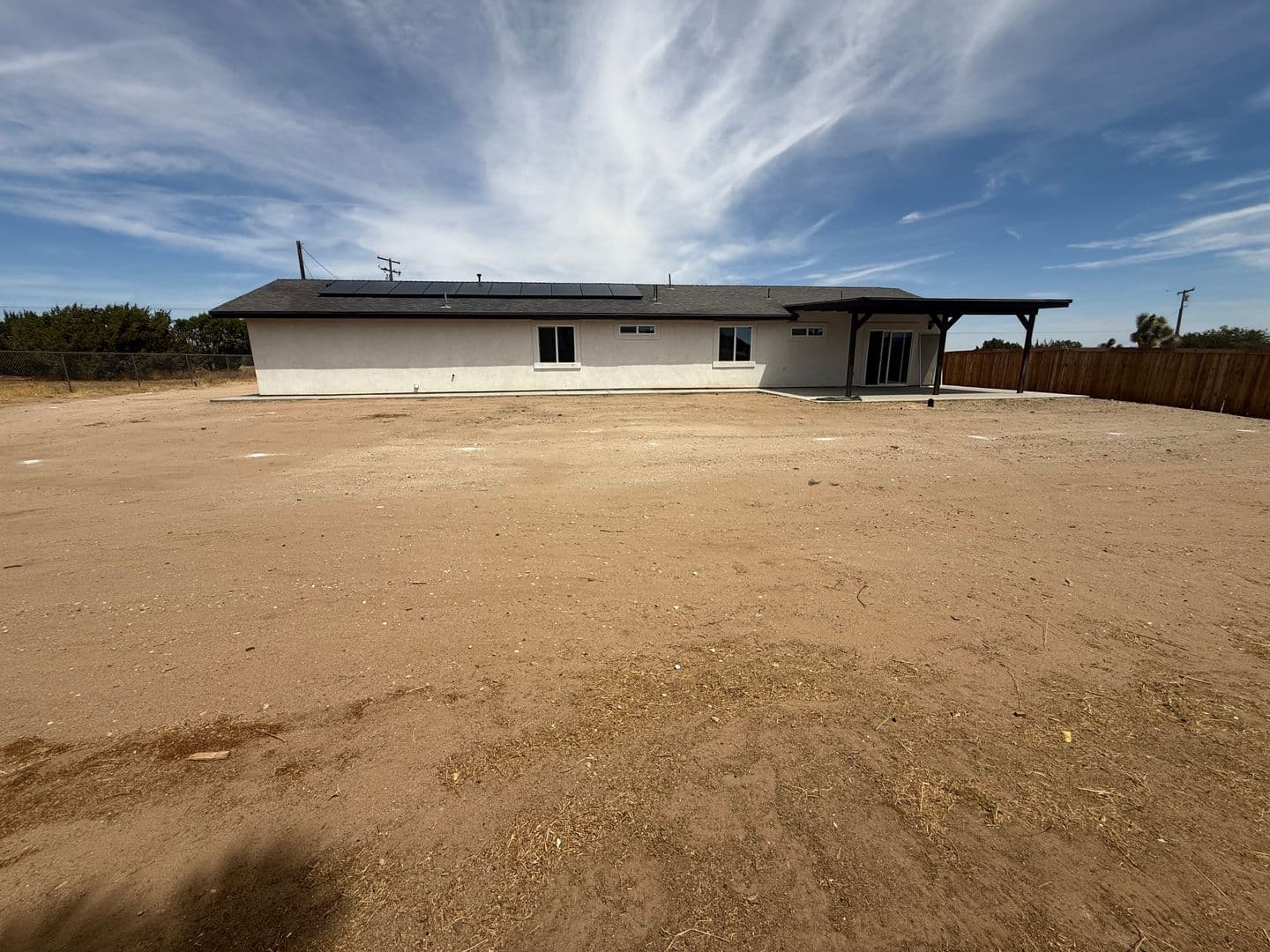 Oak Hills House: 12977 Cactus St
