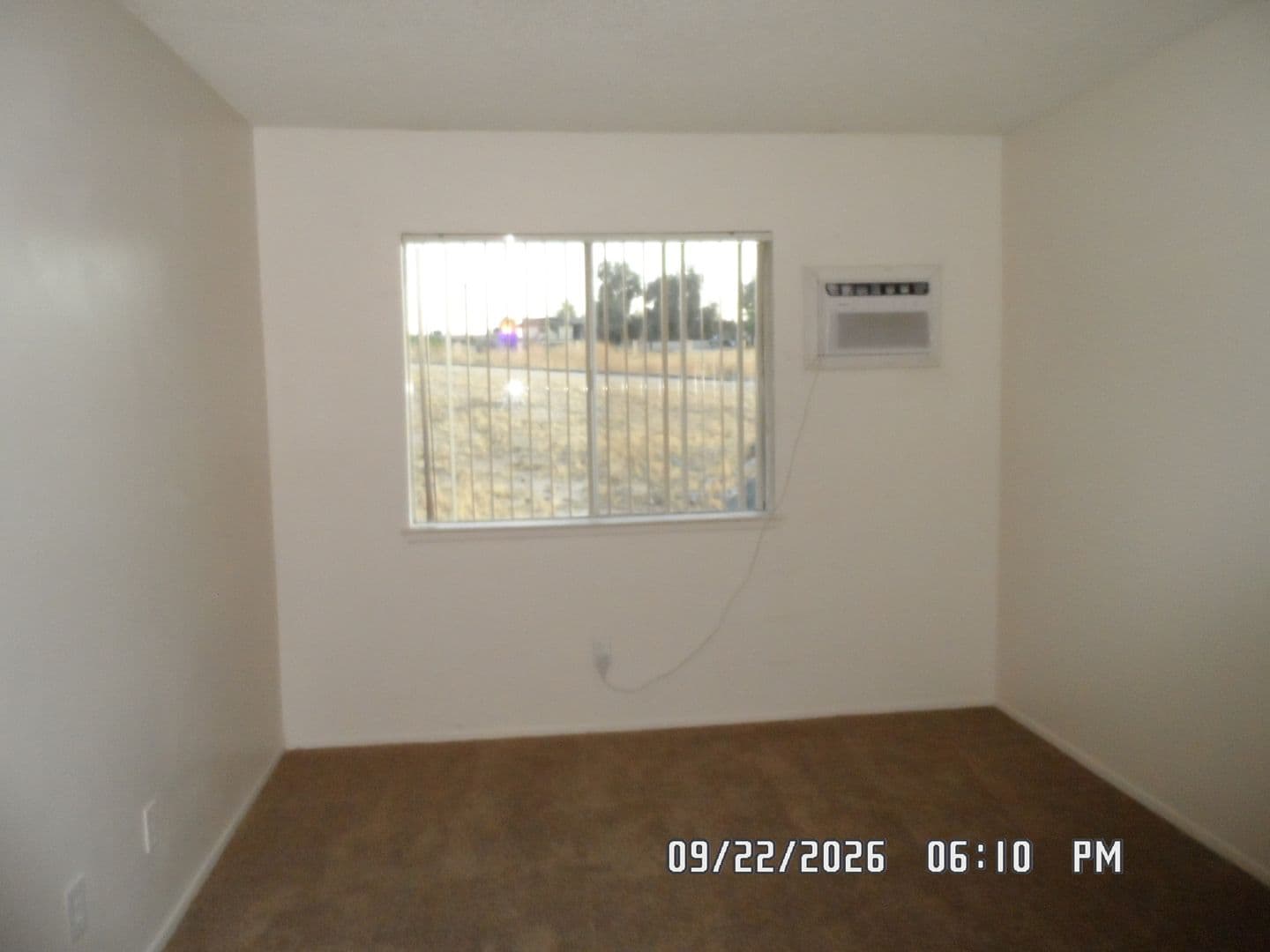 Apple Valley Apartment: 18344 Taloga Road