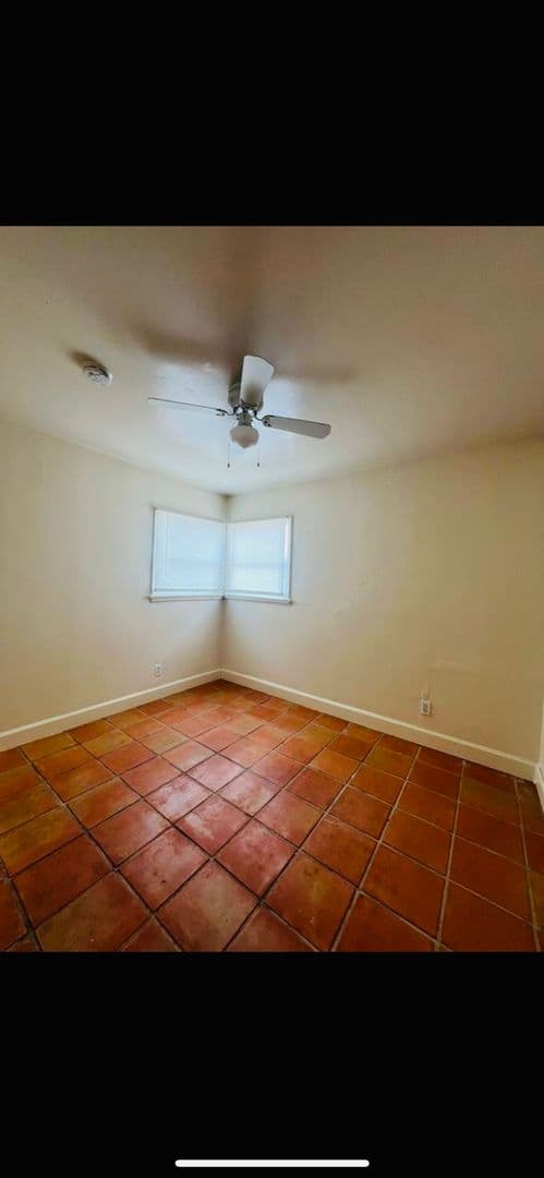Barstow House: 25567 W. Main St
