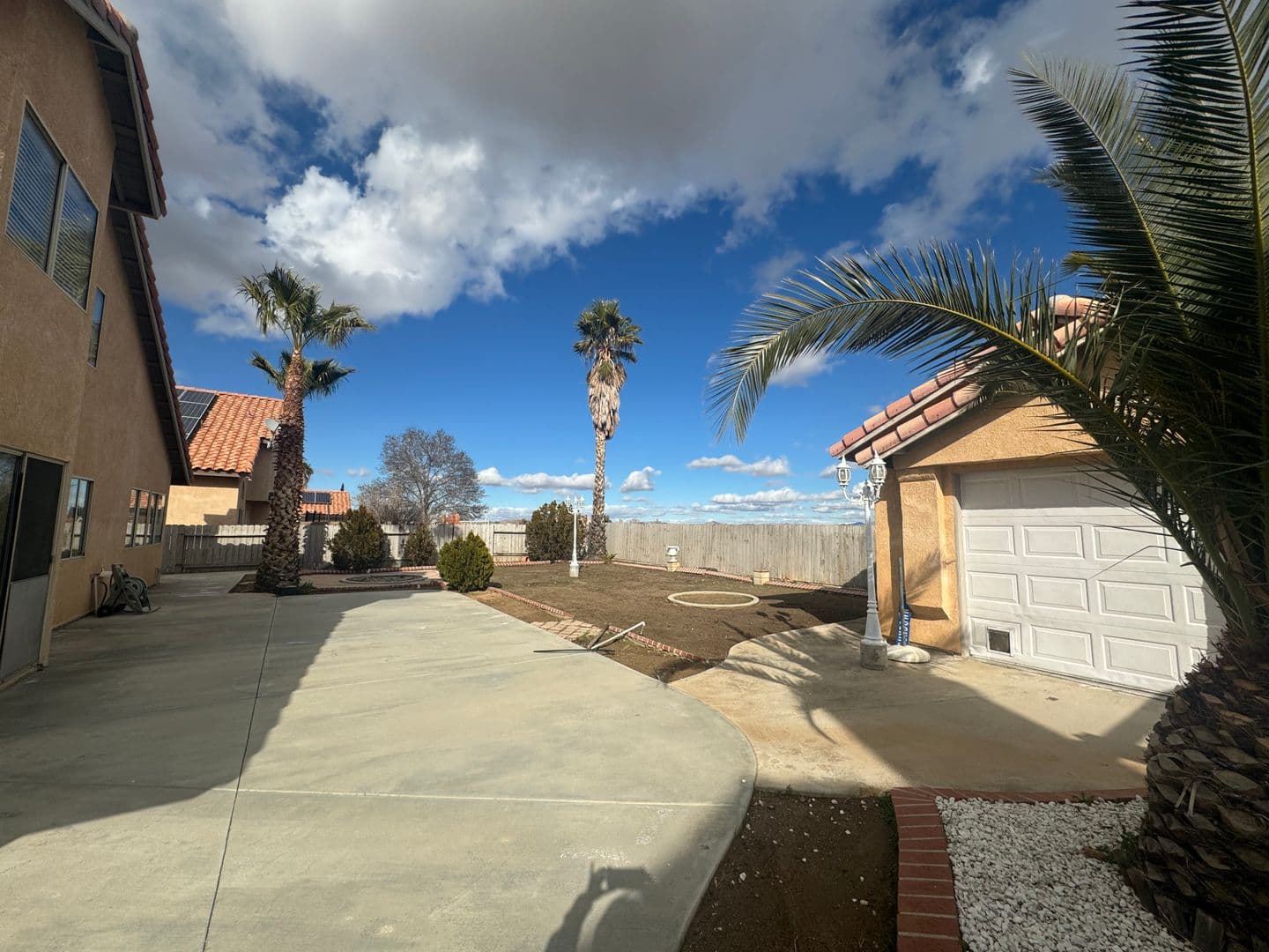 Victorville House: 12715 Sundown Rd.