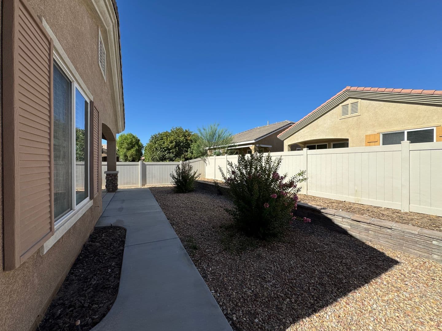 Apple Valley House: 10616 Lanigan Rd