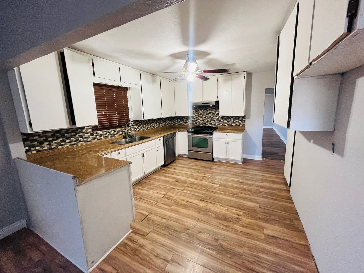 Barstow House: 34476 Western Dr.