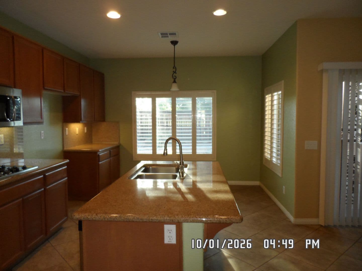 Victorville House: 13160 Banning Street