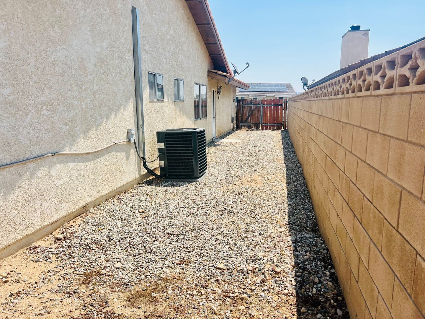 Victorville House: 13330 Stoneridge Dr.