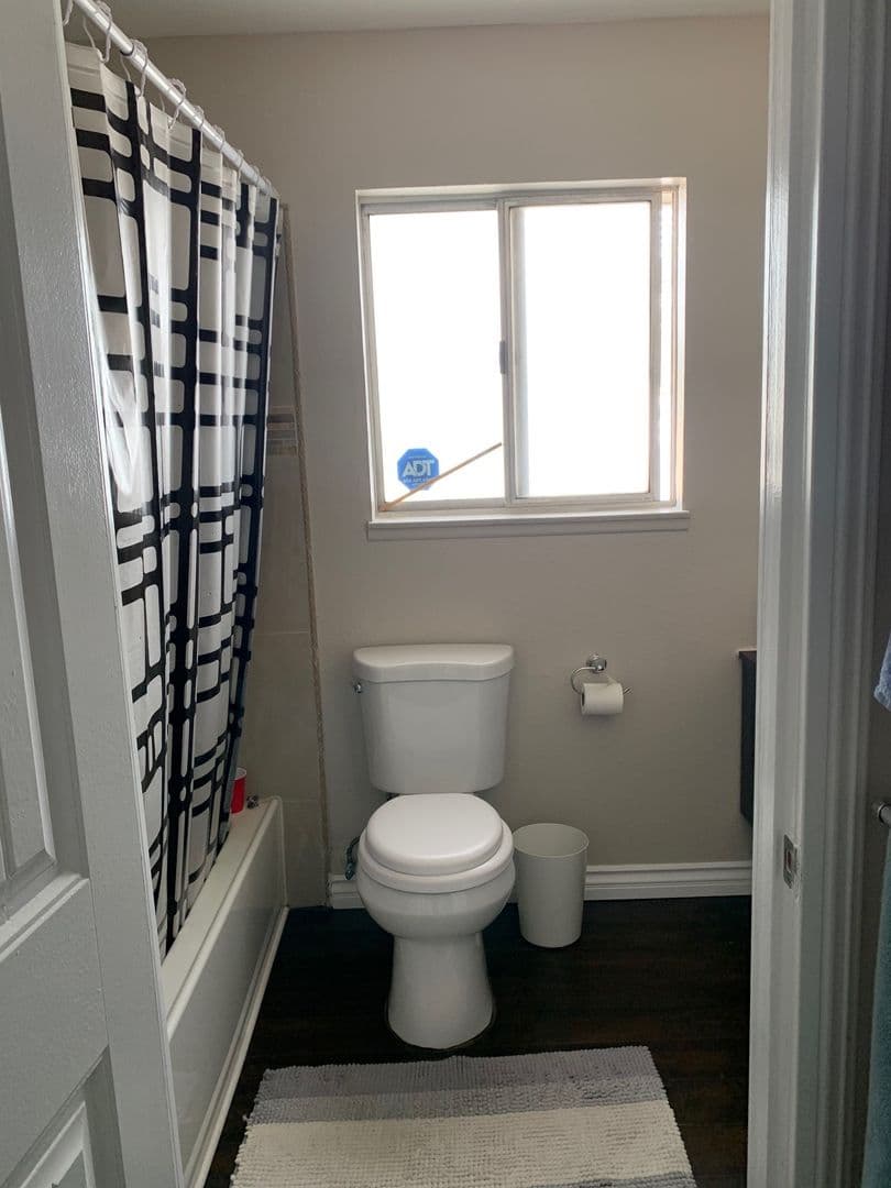 Victorville House: 16185 Tawney Ridge Ln