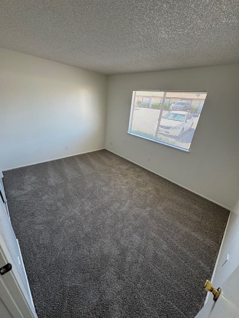 Apple Valley Apartment: 15757 Olalee Road