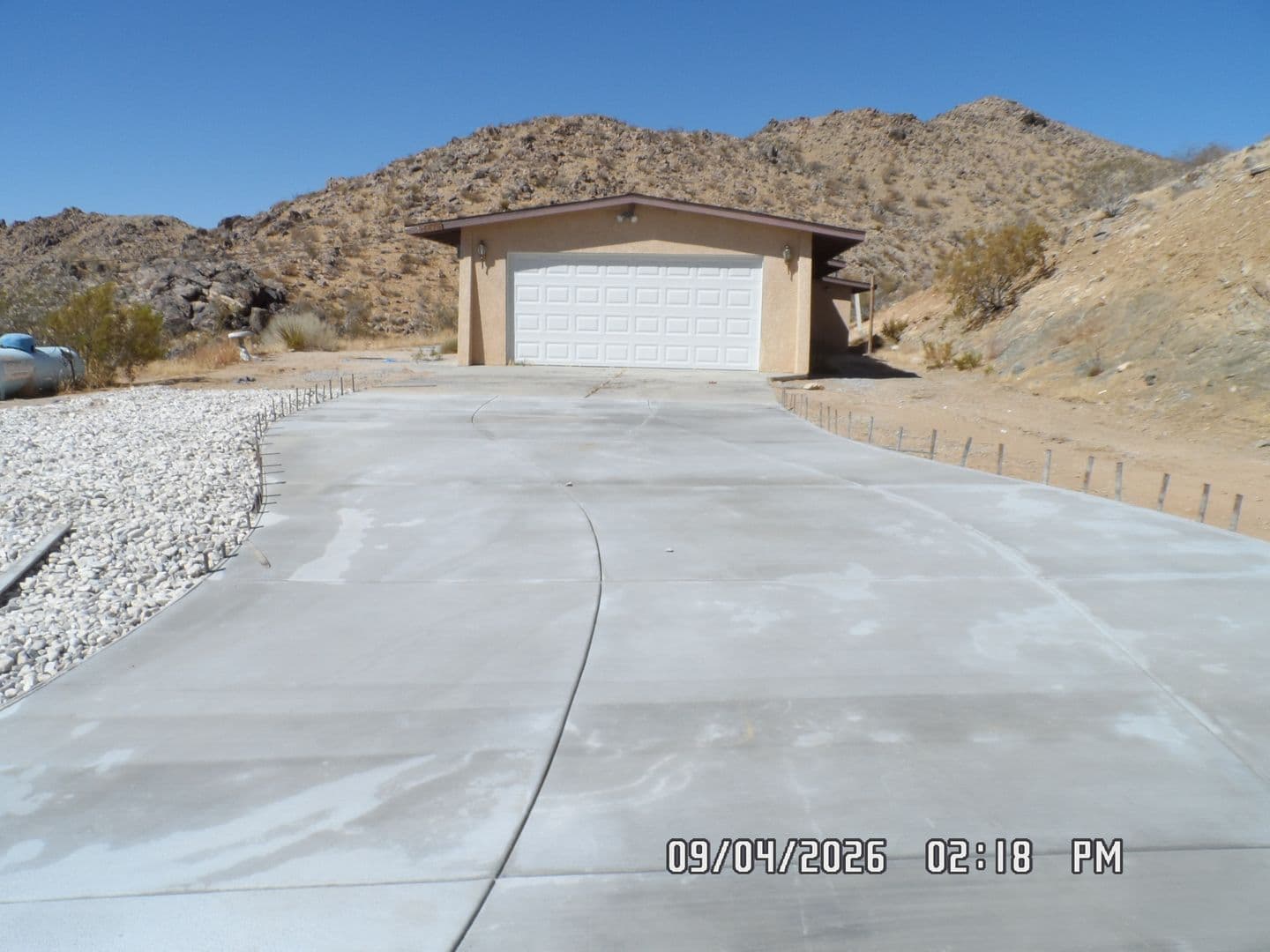 Apple Valley House: 25676 Flathead Road