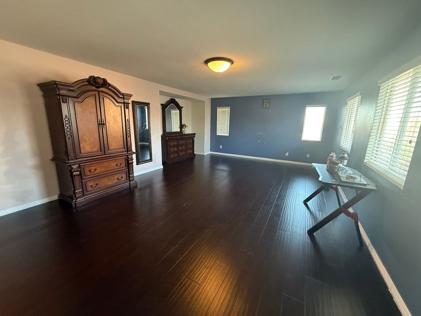 Hesperia House: 12951 Susanville St