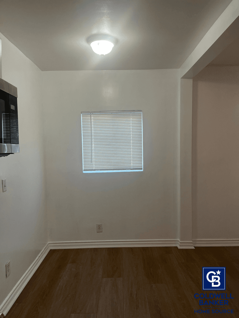 Victorville Apartment: 15405 Hesperia Rd
